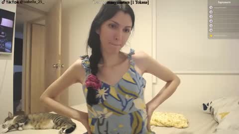 isabella online show from December 19, 8:52 am