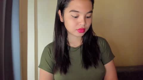 0wwlo0k online show from October 12, 6:05 am