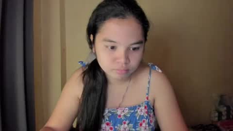 0wwlo0k online show from July 9, 6:50 am