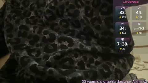 Aishe online show from July 20, 7:49 pm