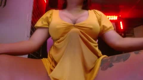  i am trixie im Your Selfsucking Mistress  online show from November 25, 12:34 am