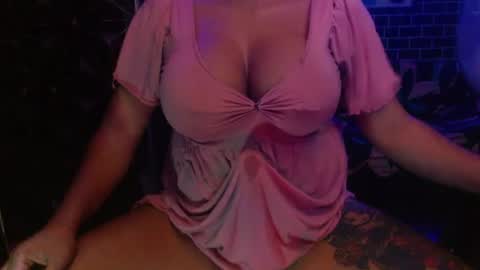  i am trixie im Your Selfsucking Mistress  online show from July 29, 2:21 am