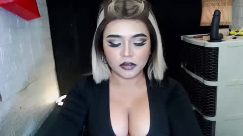 sexy kia online show from February 18, 1:02 am