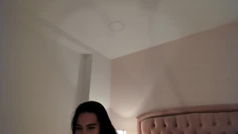 cailyn  online show from October 12, 9:06 pm