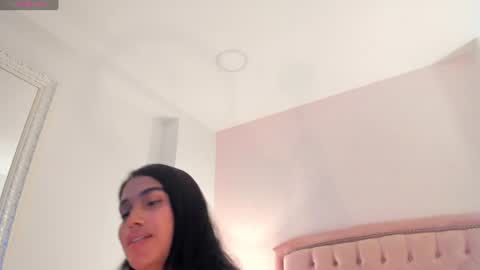 cailyn  online show from June 30, 9:37 pm