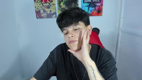 ian online show from November 25, 7:27 pm