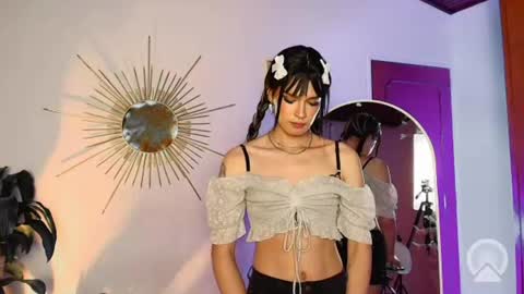 EVA  online show from July 25, 4:32 am