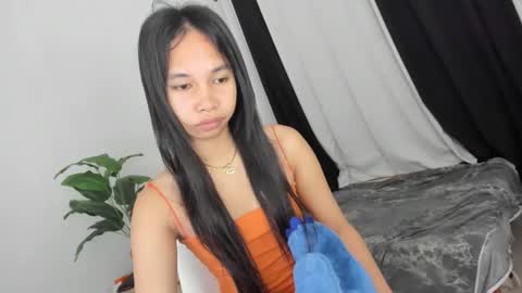 Nicole online show from November 3, 4:17 pm