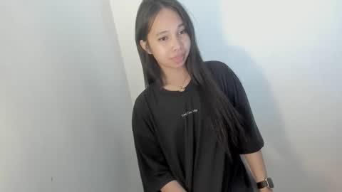 Nicole online show from May 27, 8:17 pm