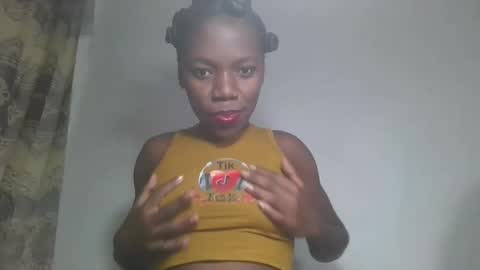 aangevelo online show from November 8, 9:04 pm