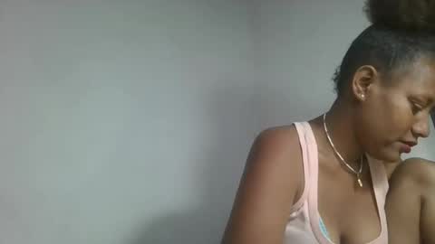 aangevelo online show from November 12, 9:41 am