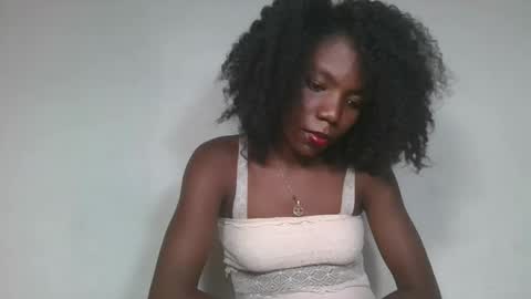 aangevelo online show from November 20, 5:46 pm