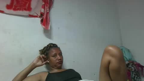 aangevelo online show from November 29, 9:00 am