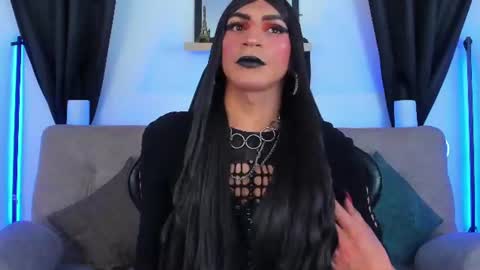 Abbigail Fuster  online show from June 13, 11:21 am