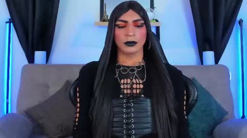 Abbigail Fuster  online show from June 22, 10:45 am