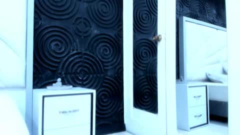 Abigail online show from November 3, 11:20 am