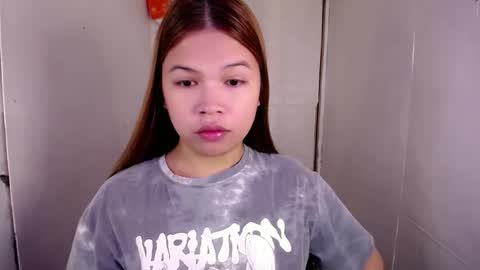 adorabletsforyouxx online show from December 11, 4:19 am