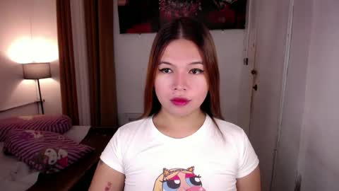 adorabletsforyouxx online show from July 4, 4:40 am