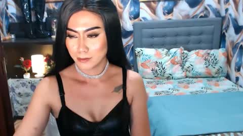 Dominant Goddess Contessa online show from October 3, 7:25 pm