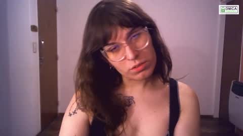 Veronica Akame 3 online show from May 3, 4:28 am