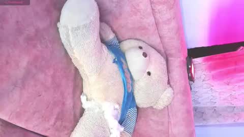 alahai_swith online show from March 7, 2:56 pm