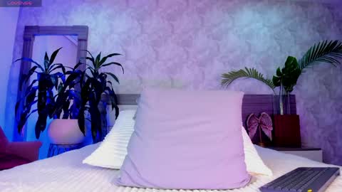 alaiaguerra online show from June 6, 7:54 pm