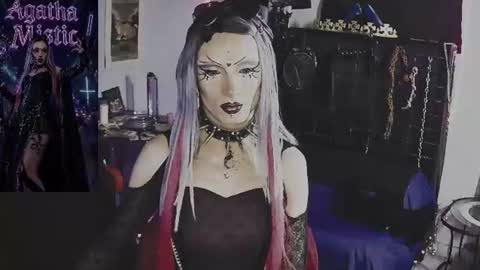 Mistic witch online show from June 12, 11:37 pm