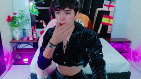 alejandra online show from July 8, 11:35 am