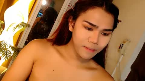 alenajones online show from May 2, 10:31 am