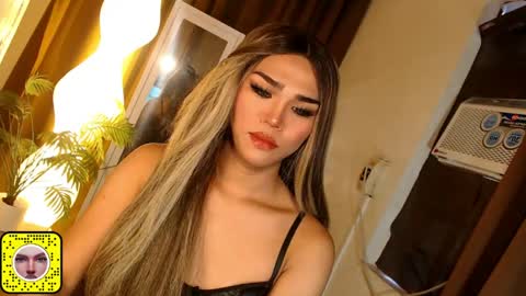 alenajones online show from June 2, 6:59 am