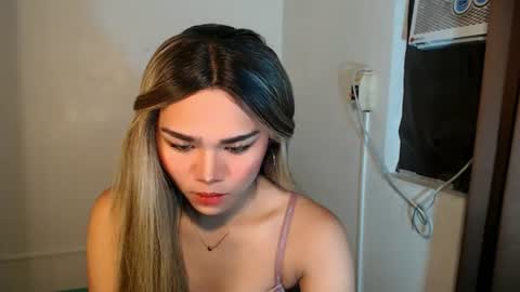 alenajones online show from July 28, 10:31 pm