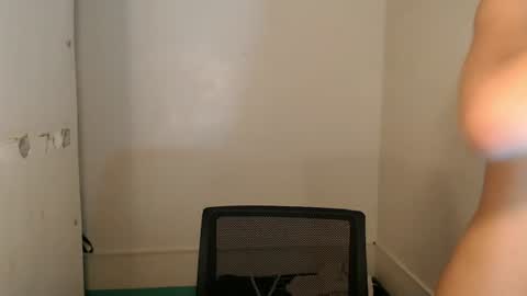 alenajones online show from August 1, 11:38 pm