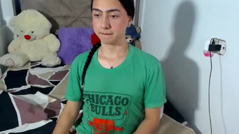 -- ALEXIS -- online show from July 21, 2:25 am