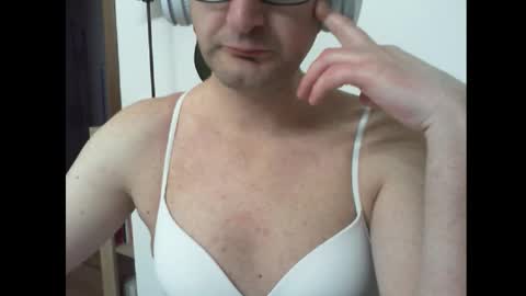 Alexia online show from February 16, 8:39 pm