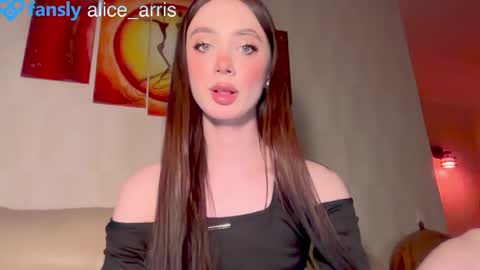 Alice Aris online show from May 15, 6:49 pm