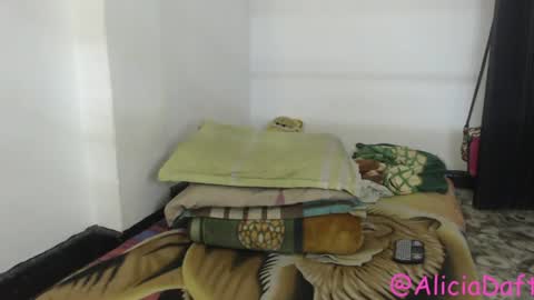 Alicia Aldara online show from July 12, 2:54 pm