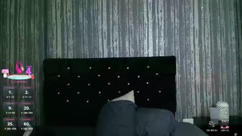 alicee_moonn online show from June 11, 12:32 am