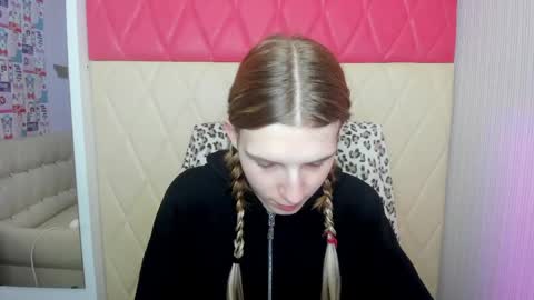Alice  Princess  online show from April 9, 6:41 am