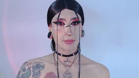     online show from June 11, 2:53 am