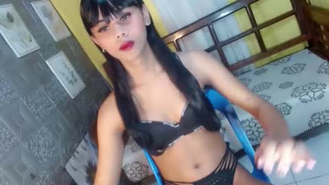 aliexagrey online show from June 8, 2:27 pm