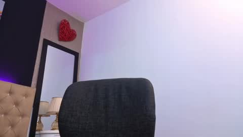 alissonrose3 online show from May 20, 10:27 pm