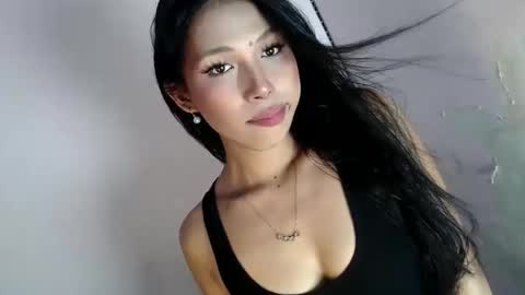 aljenloversweet online show from April 18, 8:38 am