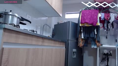 Allysonstonnes online show from December 2, 9:51 pm