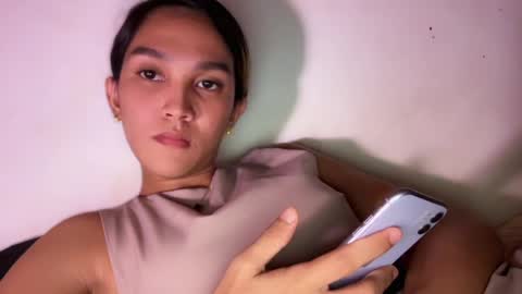larah online show from May 9, 1:07 pm