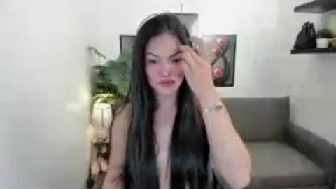 alondra_smith69 online show from July 10, 8:29 am