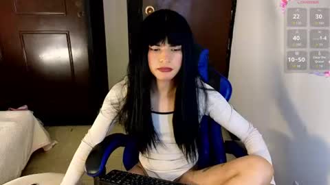 alondraferrer online show from June 21, 11:52 pm