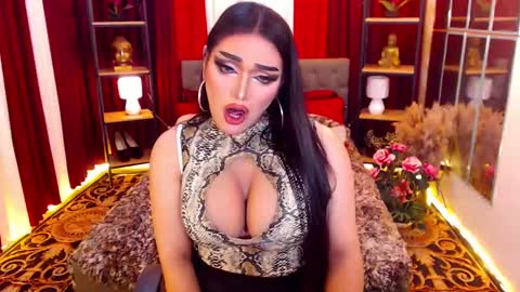 Alura Jhenson online show from January 4, 1:52 am