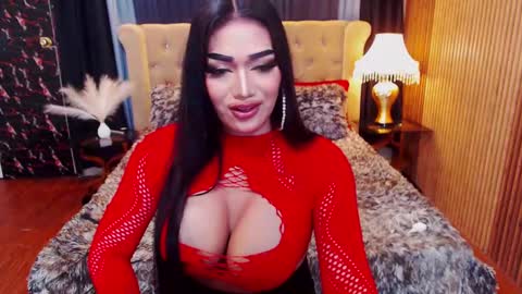 Alura Jhenson online show from March 4, 6:29 pm