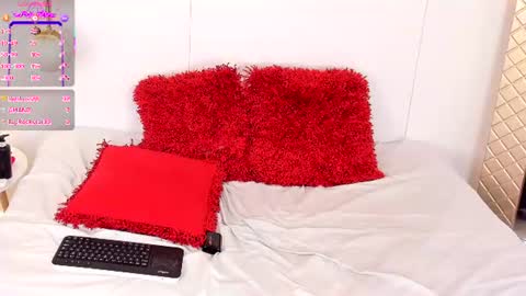 amaia_monroe online show from August 3, 9:04 am