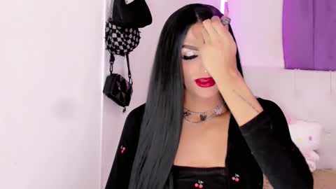 amal_baddel_ online show from March 5, 10:59 pm